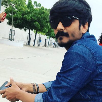 Aakash18708667's profile picture. 
