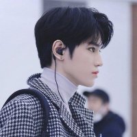 π³ππ. (@vxtaeyong) 's Twitter Profile