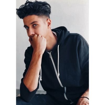 Im a smart person, i just do stupid things 🤡
Arab + Pakistan 🙌🏽