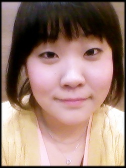 부산에서꿈을위해노력하는사람입니다~^^♥
24살이구요~ 다음달만 지나면 25이네요.ㅜㅜ