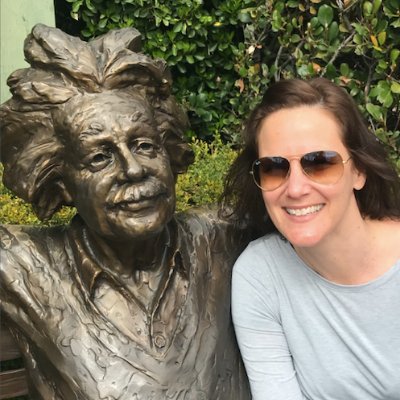 utyneksuniverse's profile picture. Inspired by Bill Nye & Mrs. Frizzle! Making kids love science since 1999!