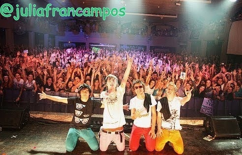 Fã Clube ao Restart- Since : 25/09/10.
Segue Fã Clube ao @Pelurestart ? @Pelu_pelado .
Dona dos Fc's @juliafrancampos
