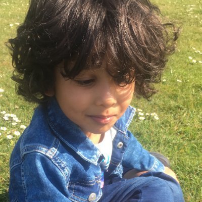 CamzVlogs1's profile picture. I am a four year old toddler who loves to learn, please subscribe to my youtube channel new videos every week https://t.co/PuH6g5Gj13… Monitered by parents