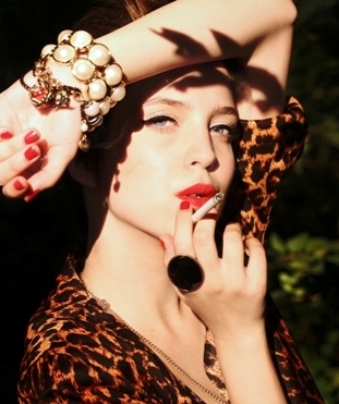 lilianvagvolgyi's profile picture. too fast to live, too young to die. i love the way you lie.

cyber. punk. glamour.