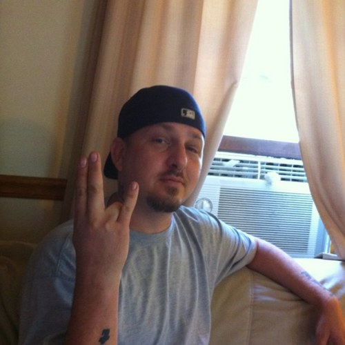 IVER73's profile picture. 