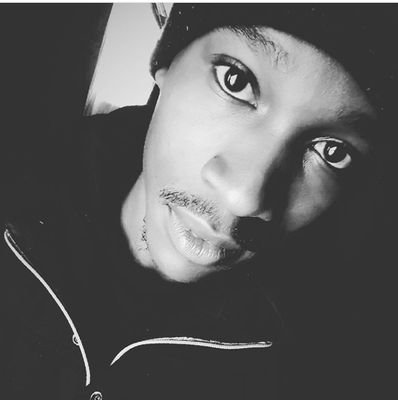 tlale_tshidiso's profile picture. Simplicity And Complexity Intertwined..