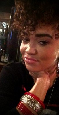 Ellen8211's profile picture. Energetic, happy, single mother and kids lover