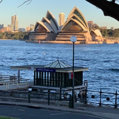 Anna23500375's profile picture. 