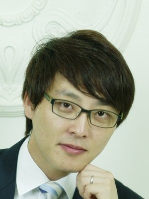 안녕하세요^^ 항상 긍정적으로 살려고 노력하는 성일입니다. 모두들 행복하시고 원하시는 바 모두 소원성취 하시길 기도합니다^^

간단히 제 소개를 드리자면 저는 현재 인천북항에서 중고차를 전문적으로 수출하고 있는 매직시스템의 이사입니다. 
HP 010 2250 3223