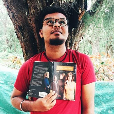 Hi All 👋
This is Mayoo Venkat 😍
Music+lyrics+studio🎹🎵
Addicted to Msv sir&illayaraja sir &Ar.rahman sir
Nature+Travel+love😓
first cry Aug28
lyricist