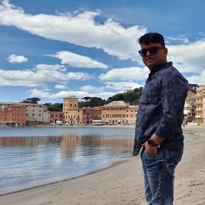 vimaljsoni's profile picture. 