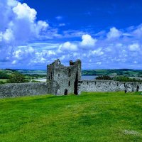 Llansteffan Castle (@llansteffancas1) 's Twitter Profile