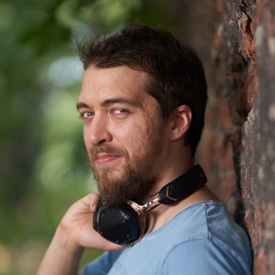 BadCosmicMilk's profile picture. Sticking Post-Its on a Wall.