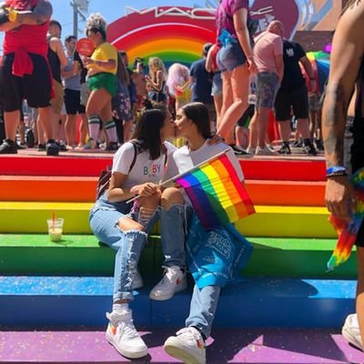 A new LGBT Magazine bringing entertainment news & events to the Masses. Spreading kindness & Happiness in the world