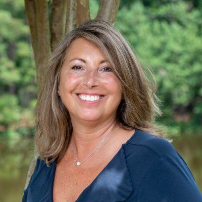 As experts on all things Raleigh, Stacey Horowitz and her team of real estate specialists are ready to go to work for your dreams.