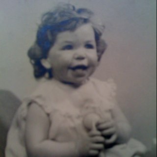1960’s born and bred Sheffield girl, works in HE, activist and dedicated vegan. I love Marc, cats (not currently owned by one),trees and Mini Coopers!