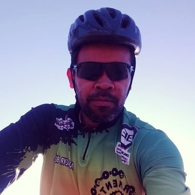Negro, Filho, Pai. Pb. Bacharel Em Viver Bem. Atalaia Das Boas Novas Buscando Permanecer Firme.🚵🚵📖📖📖