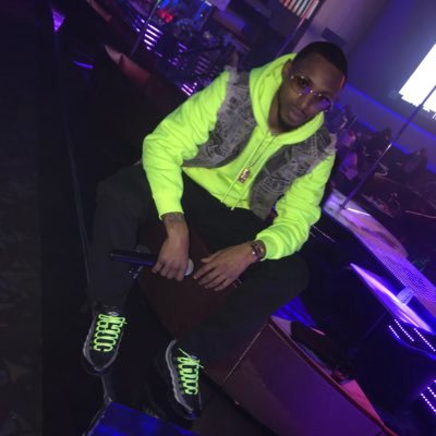 BLACK BUSINESS OWNER PARTY HOST IF IT DONT MAKE DOLLAS IT DONT MAKE SINCE