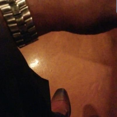 Discreet, separated ATL professional seeking a mutually beneficial arrangement w/ a sexy co-ed. Must have a Meg mood & have mega-melanin. #SugarDaddiesMatter