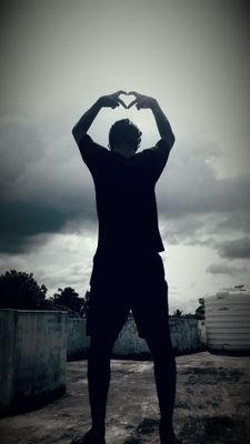 Riyasvava4's profile picture. riyasvava