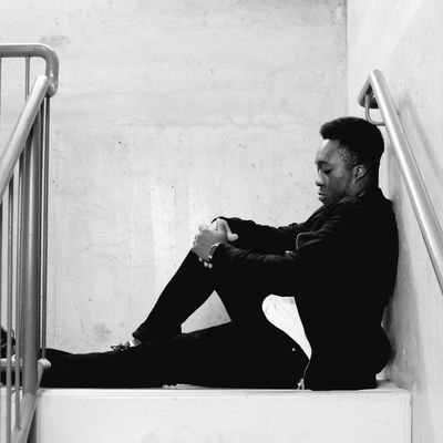 If you don't fight for what you want, dont cry for what you lost.
🇬🇭🇨🇦🇬🇧
Proverbs 17:17