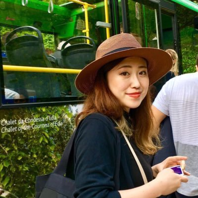 編集者・ライター／お仕事中以外は主婦／好きなもの→料理、旅行、観劇