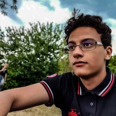 suprasouksou's profile picture. En vrai je suis pas un humain ⚡