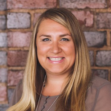 ajkinbrum's profile picture. Mum of two delicious humans, studying engineering & MD at @freshb2b