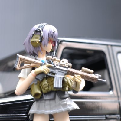 トミーテックの1/12精密銃器プラモデルシリーズ『リトルアーモリー』を普及させることを目的に、深夜に有志で写真をアップするために、お題を提供し、RTで拡散するためのアカウントです。お題に対して #深夜の小武器庫部 のタグを付けてご参加ください！ ＃リトルアーモリー ＃リトルアーモリーを装備