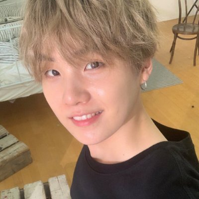 로웨나 🔍🦊🔎💜さんのプロフィール画像