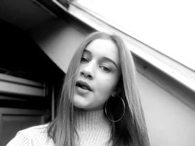 13 yo 
👻paulinejean05👻
📸_pauline_jean