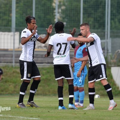 アルビレックスを応援したりしてます/パルマ/スポーツビジネスと地域貢献活動/オタ #ForzaParma ※サッカー観戦中の僕の発言にはお気をつけください。※実は過激派