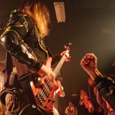 LIVE HOUSE 湘南bit店長です。 機械男@mekanikkuma_n kamoshibi @kamoshibi 鶏華瓶@TORIKABIN ヘッダーはex実家の写真です。