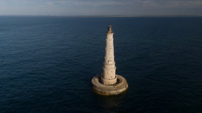 PCordouan's profile picture. Plus ancien phare encore en activité, le phare de Cordouan éclaire depuis plus de 400 ans l'entrée de l'Estuaire de la Gironde