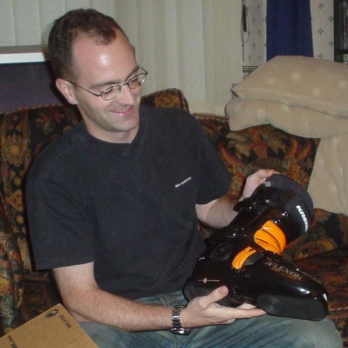 hnodrog's profile picture. Underachiever