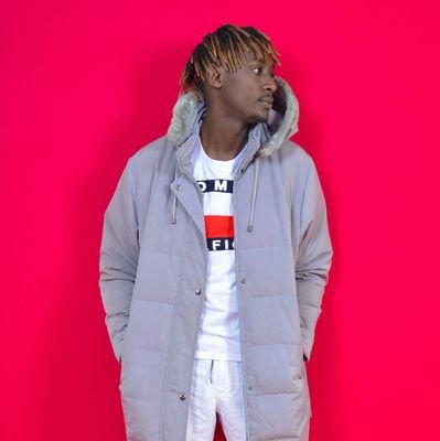 God first✌✌
Y.O.L.O🍾😁😁
📸GOOD PHOTOGRAPHY☆
GOOD MUSIC♪♪
✴STAY ON YOUR LANE👊✌
☆☆GODS PLAN💯
✴keep it real🔞
