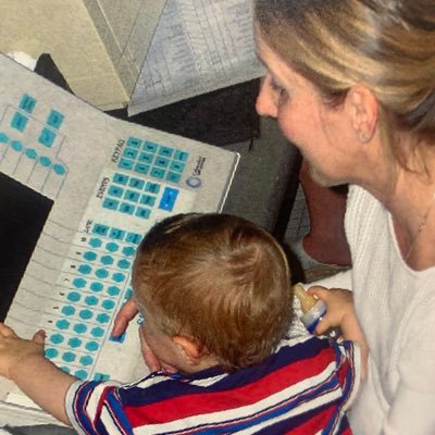 MaryBet35434351's profile picture. Crabby Tired Mother of 4 and a little artsy