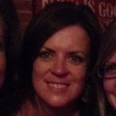 Mother of 2
Teacher
Love gardening, shopping and socializing with friends