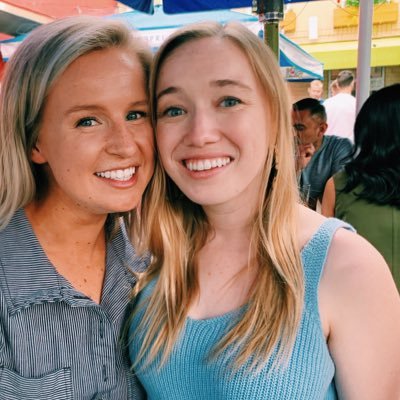 Juliee_04's profile picture. 