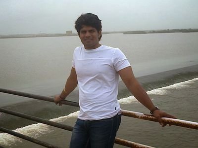 kt1602's profile picture. जयहिंद🤚, enfield lover, fireworks trader