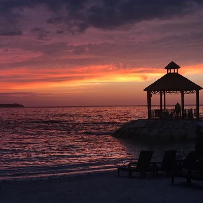 I help you with your leisure and business travel requirements