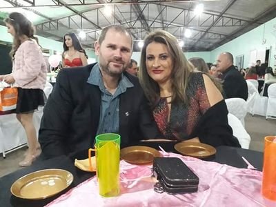 Juliana96312780's profile picture. prof de português