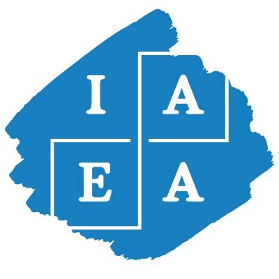 The Illinois Art Education Association is a professional organization for art educators, individuals and groups who wish to support art education in Illinois.
