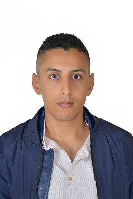 Penseur et historien intéressé par l'histoire des sciences, de la philosophie, de l'art et de la psychologie et Praticien de l'action politique.