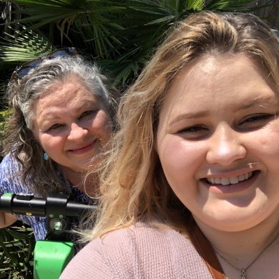 AnnaMatita_1221's profile picture. 