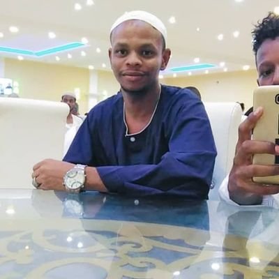ولا باكر ياحليوه لما اولادنا السمر ابقو افراحنا البنمسح بيها احزان الزمـــن♥