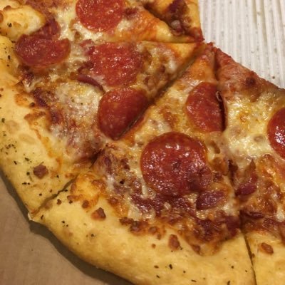 JamoPizza's profile picture. I will post every pizza I eat here