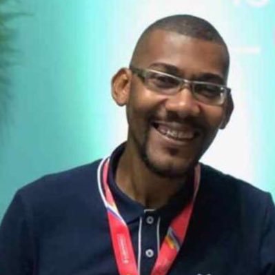 deivitepopo's profile picture. Apaixonado por Tecnologia | Escola de Programação | Antes de ser Back ou Front seja Coude | Confere aqui  @coude.oficial