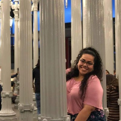 Yas_Art19's profile picture. RISD🍎
Art Teacher🎨👩‍🎨
CBE🐻✨
