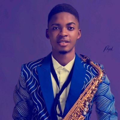 I love my life, I'm a professional saxophonist,Graphics designer,Model ,web developer...and inspired by good songs
IG:iamayosax